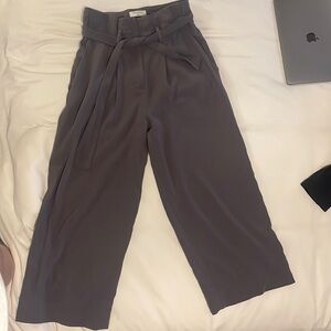 Babaton high waist pants with belt. Size 00